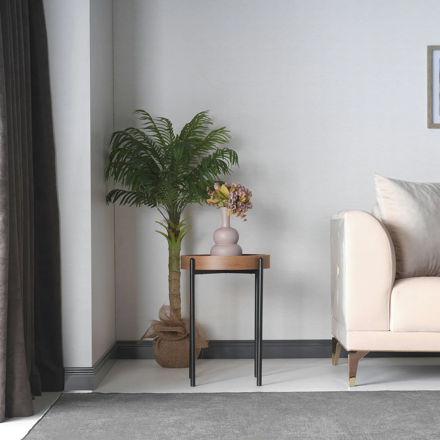 Elips Side Table, By Papella Design